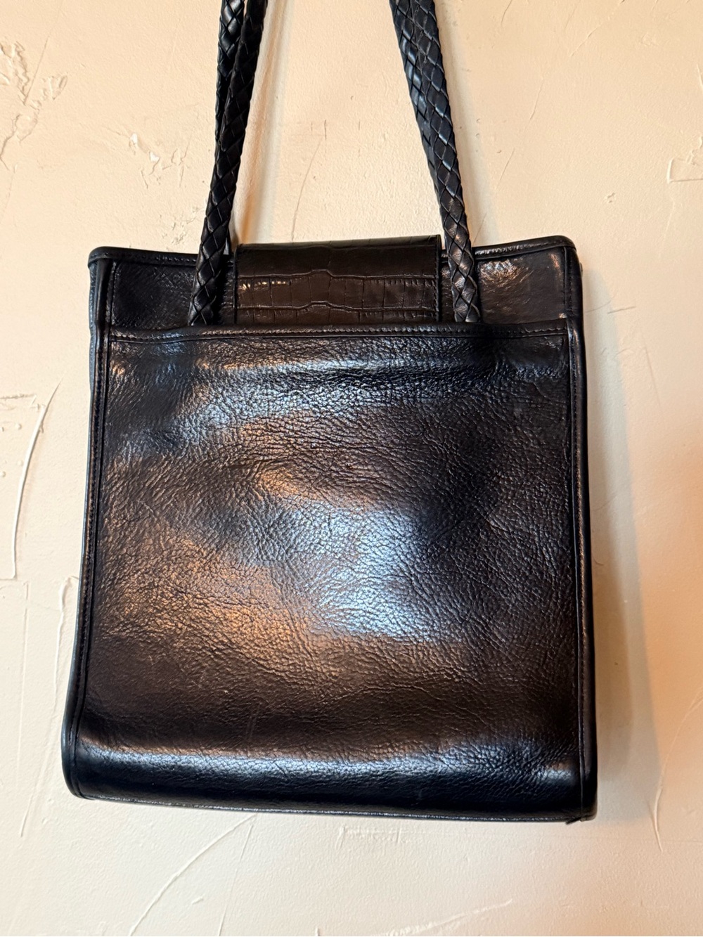 BRIGHTON vintage Black Croc-Embossed Leather Tote with Silver Buckle - Picture 4 of 11